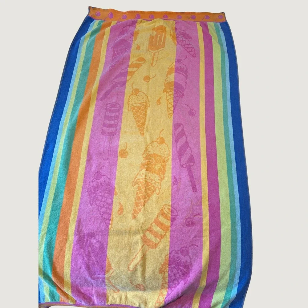 Lot of 3 Beach Towels Multi Color Ice Cream Melting Smiley Face Zoo Animals